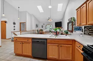 1198 Sawyer Way, Sun Prairie, WI 53590 - Photo 28
