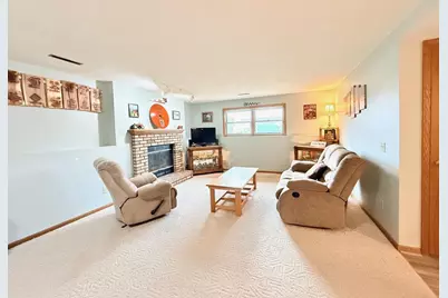516 Mohawk Trail, DeForest, WI 53532 - Photo 16