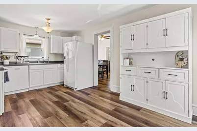 320 Marion Street, Portage, WI 53901 - Photo 2