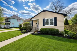 20 S Ringold St, Janesville, WI 53545 - Photo 2