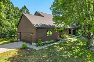 7301 Sawmill Rd, Madison, WI 53717 - Photo 4