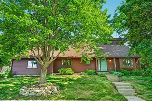 7301 Sawmill Rd, Madison, WI 53717 - Photo 8