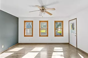 420 Madison St, Sauk City, WI 53583 - Photo 12