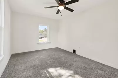 129 W Oak Grove Street, Juneau, WI 53039 - Photo 30