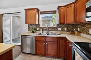 448 Galileo Dr, Madison, WI 53718 - Photo 10
