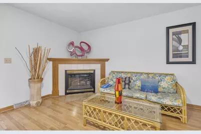 1086 Stonewood Crossing, Sun Prairie, WI 53590 - Photo 14