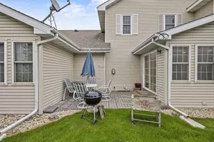 1086 Stonewood Crossing, Sun Prairie, WI 53590 - Photo 18