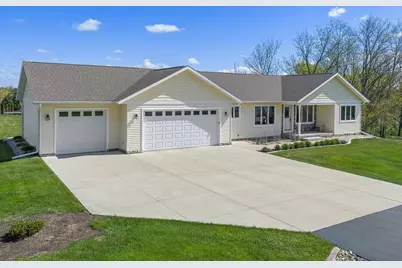 W10138 Tesser Trail, Portage, WI 53901 - Photo 2