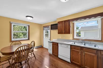 207 Brookwood Drive, Mount Horeb, WI 53572 - Photo 8