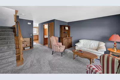 207 Brookwood Drive, Mount Horeb, WI 53572 - Photo 4