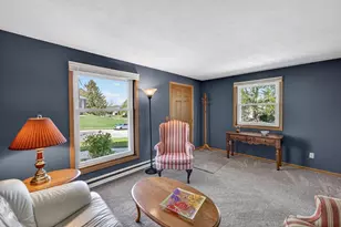207 Brookwood Dr, Mount Horeb, WI 53572 - Photo 6
