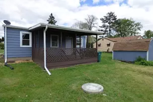 2448 Forest Ave, Beloit, WI 53511 - Photo 2