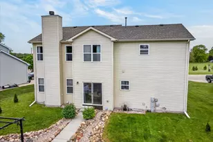 503 Revere Way, Watertown, WI 53094 - Photo 10