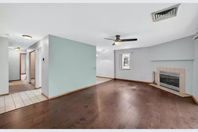 5548 Century Avenue #4, Middleton, WI 53562 - Photo 6