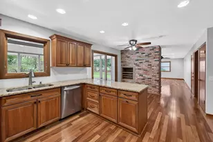 5705 Indian Trce, Madison, WI 53716 - Photo 8