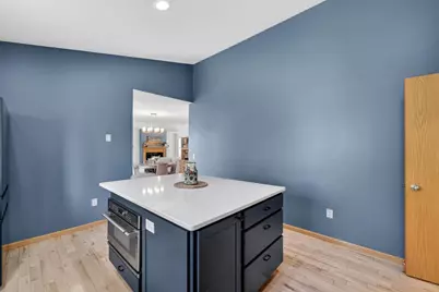 2877 Larkspur Lane, Fitchburg, WI 53711 - Photo 14