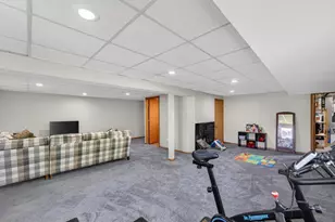 2877 Larkspur Ln, Fitchburg, WI 53711 - Photo 32