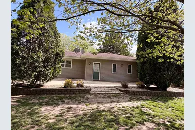 1214 Hillcrest Road, Black Earth, WI 53515 - Photo 4