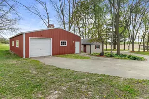 N5724 N Helenville Rd, Helenville, WI 53137 - Photo 54