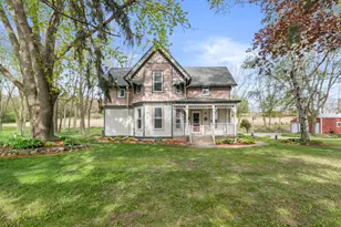 N5724 N Helenville Rd, Helenville, WI 53137 - Photo 44