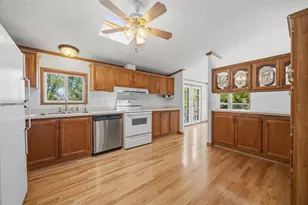 W8919 Ripley Rd, Cambridge, WI 53523 - Photo 8