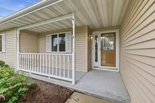310 Forest St, Fox Lake, WI 53933 - Photo 4