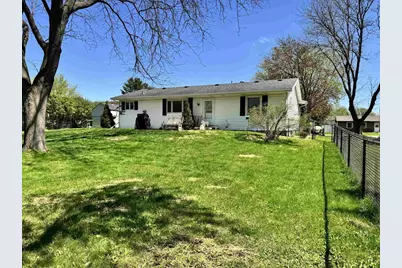 416 Lexington Parkway, DeForest, WI 53532 - Photo 2
