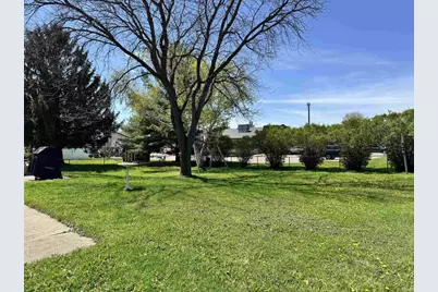 416 Lexington Parkway, DeForest, WI 53532 - Photo 4