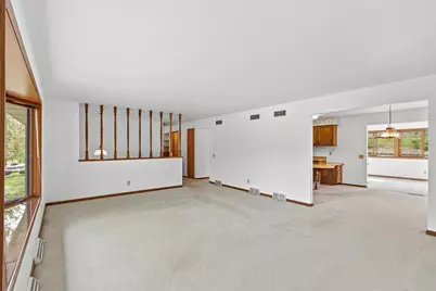 506 Valley Road, Madison, WI 53714 - Photo 12