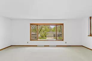 506 Valley Rd, Madison, WI 53714 - Photo 10