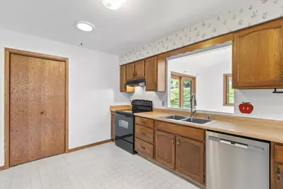 506 Valley Road, Madison, WI 53714 - Photo 18