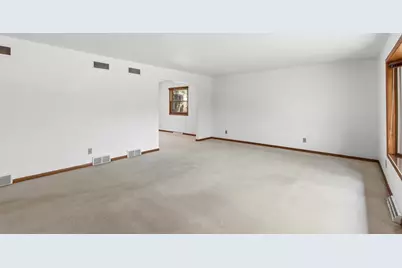 506 Valley Road, Madison, WI 53714 - Photo 6