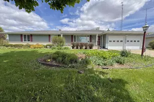 1404 29th Ave, Monroe, WI 53566 - Photo 2