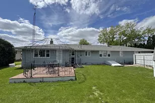 1404 29th Ave, Monroe, WI 53566 - Photo 6