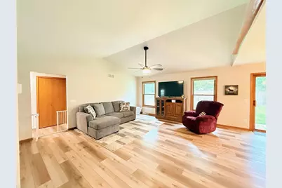 N2622 County Rd V, Lodi, WI 53555 - Photo 4