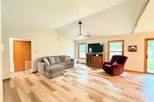 N2622 Co Rd V, Lodi, WI 53555 - Photo 4