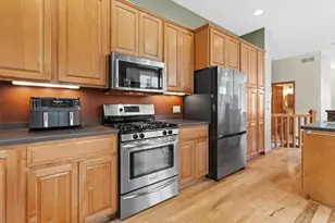 3023 Waconia Ln, Middleton, WI 53562 - Photo 12
