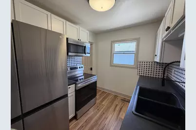 226 Caldwell Avenue, Beloit, WI 53511 - Photo 6