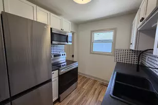 226 Caldwell Ave, Beloit, WI 53511 - Photo 6