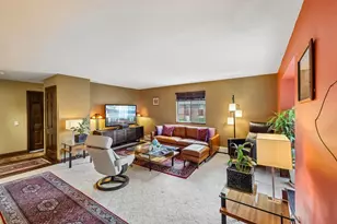 2138 Allen Blvd, Middleton, WI 53562 - Photo 8
