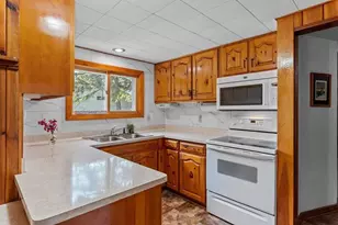 2901 W Forest Ave, Franklin, WI 53132 - Photo 12