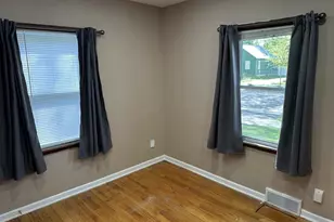 2734 Coolidge St, Madison, WI 53704 - Photo 6