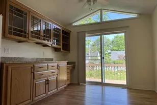 2734 Coolidge St, Madison, WI 53704 - Photo 2