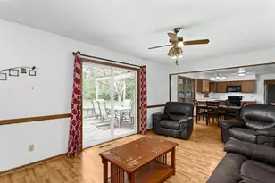 704 Meadow Ct, DeForest, WI 53532 - Photo 14