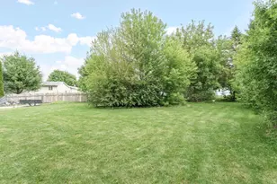 704 Meadow Ct, DeForest, WI 53532 - Photo 38