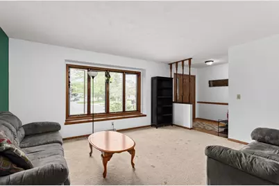 704 Meadow Court, DeForest, WI 53532 - Photo 8