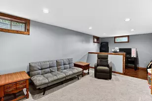 713 Park Ave, DeForest, WI 53532 - Photo 52