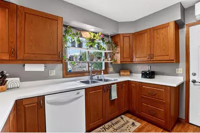 713 Park Avenue, DeForest, WI 53532 - Photo 32