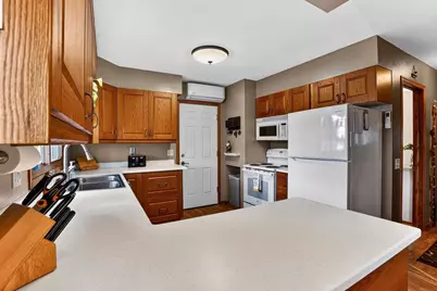 713 Park Avenue, DeForest, WI 53532 - Photo 34
