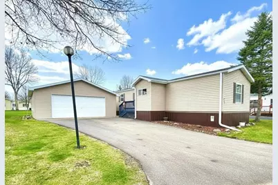 78 Edgewater Court, Rhinelander, WI 54501 - Photo 2